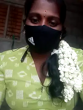 Snapshot of Tamil_Hot_Sandy chatting on 10/06/25, 07:31 Tamil Hot Sandy online show from 10/06/25, 07:31