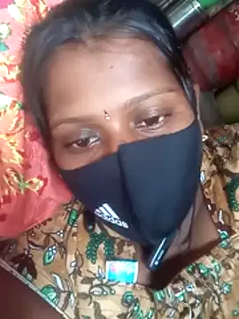 Snapshot of Tamil_Hot_Sandy chatting on 10/22/25, 04:23 Tamil Hot Sandy online show from 10/22/25, 04:23