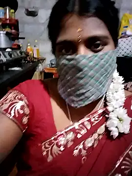 Snapshot of Tamil_Hot_Sandy chatting on 01/07/26, 06:13 Tamil Hot Sandy online show from 01/07/26, 06:13