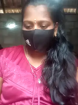 Snapshot of Tamil_Hot_Sandy chatting on 11/06/25, 05:33 Tamil Hot Sandy online show from 11/06/25, 05:33