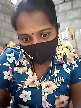 Snapshot of Tamil_Hot_Sandy chatting on 12/14/25, 06:19 Tamil Hot Sandy online show from 12/14/25, 06:19