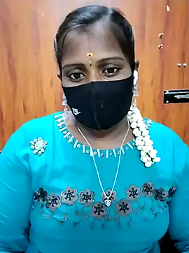 Snapshot of Tamil_Hot_Sandy chatting on 02/22/26, 04:41 Tamil Hot Sandy online show from 02/22/26, 04:41