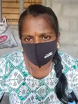 Snapshot of Tamil_Hot_Sandy chatting on 03/17/26, 05:43 Tamil Hot Sandy online show from 03/17/26, 05:43