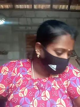 Snapshot of Tamil_Hot_Sandy chatting on 10/28/25, 07:18 Tamil Hot Sandy online show from 10/28/25, 07:18