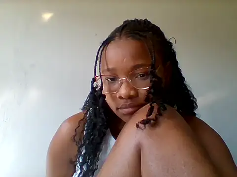 Snapshot of SugarSpiceXXX chatting on 10/21/25, 06:35 SugarSpiceXXX online show from 10/21/25, 06:35