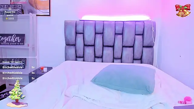 Violet Anders online show from 12/13/25, 08:04