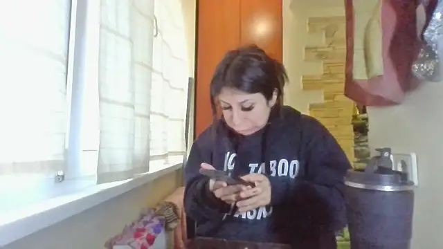 QueenMomyS online show from 12/19/25, 08:49