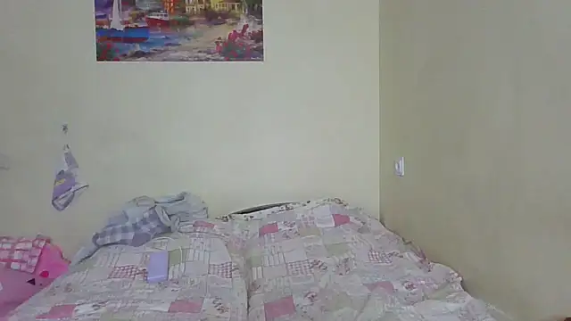 QueenMomyS online show from 04/13/26, 07:40