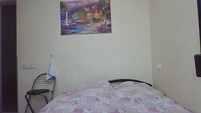 QueenMomyS online show from 11/26/25, 08:09