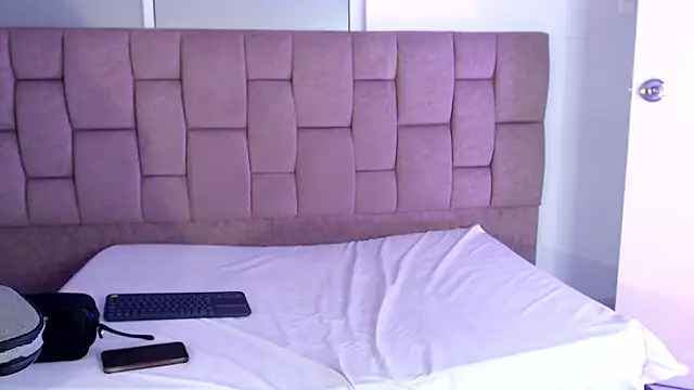 KateValencia online show from 02/13/26, 02:11