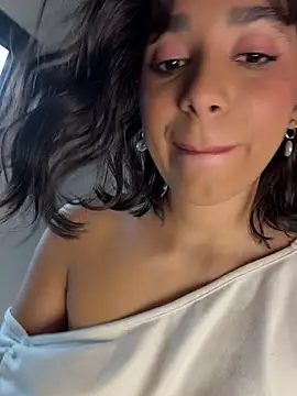 Snapshot of Capricho_01 chatting on 02/17/26, 06:16 Capricho 01 online show from 02/17/26, 06:16