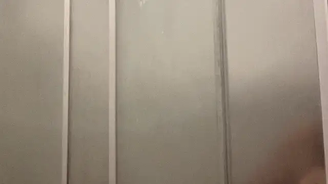 Snapshot of Milysoren chatting on 02/23/26, 05:52 Milysoren online show from 02/23/26, 05:52