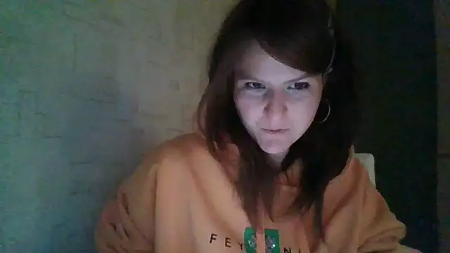 Arivonne online show from 04/04/26, 11:55