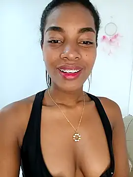 Snapshot of aliyah_decker chatting on 10/23/25, 04:27 aliyah decker online show from 10/23/25, 04:27