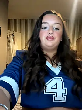 Playfulvixen25 online show from 10/24/25, 06:51