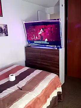 pinklajokr online show from 11/26/25, 08:42