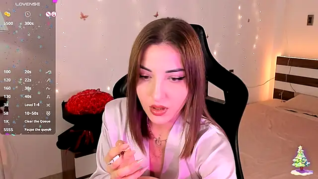 AmyVilvet  online show from 12/02/25, 06:42