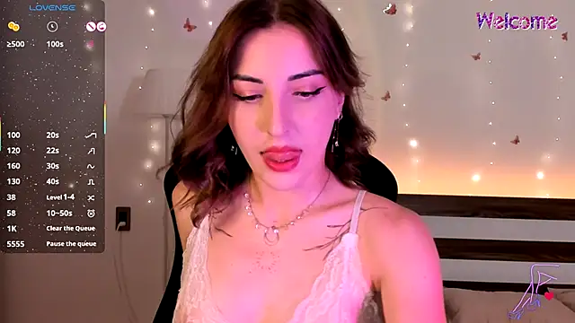 AmyVilvet  online show from 11/04/25, 07:17