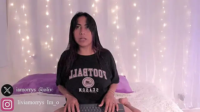 Olivia Morrys online show from 12/16/25, 11:53