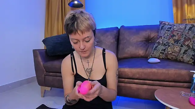 Snapshot of Baby_Punk1 chatting on 11/20/25, 08:20 Baby Punk1 online show from 11/20/25, 08:20