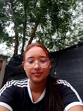 young dairy01 online show from 12/19/25, 11:12