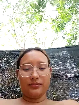 Snapshot of young_dairy01 chatting on 11/26/25, 11:54 young dairy01 online show from 11/26/25, 11:54