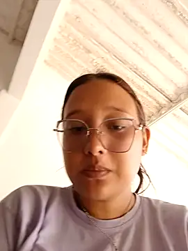Snapshot of young_dairy01 chatting on 10/15/25, 12:02 young dairy01 online show from 10/15/25, 12:02
