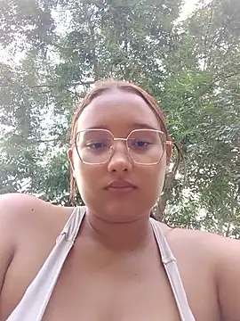 young dairy01 online show from 12/22/25, 12:05