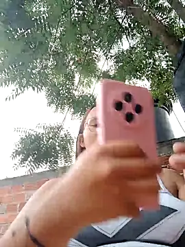 Snapshot of young_dairy01 chatting on 12/01/25, 12:17 young dairy01 online show from 12/01/25, 12:17