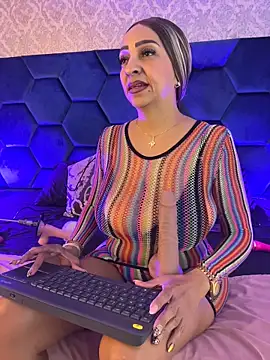 Angelina Roa online show from 05/15/26, 02:59