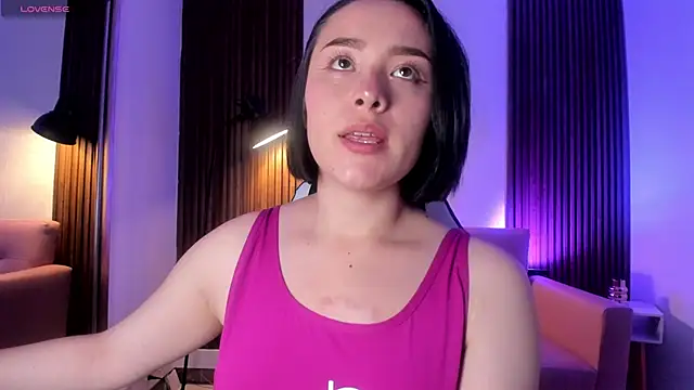 Snapshot of MAGIC_VERA chatting on 06/05/26, 03:22 MAGIC VERA online show from 06/05/26, 03:22