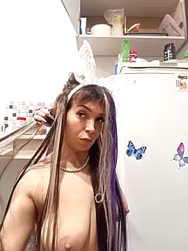 Conny Shellie online show from 10/15/25, 05:21