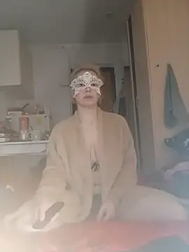 Conny Shellie online show from 11/26/25, 08:31