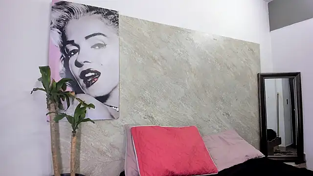 Chanel-munoz online show from 12/02/25, 03:30