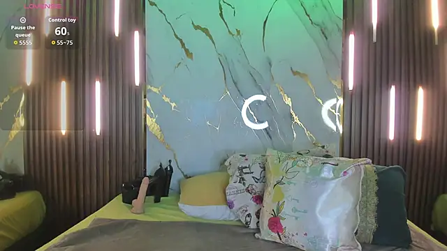 NoahVidall online show from 04/17/26, 06:05