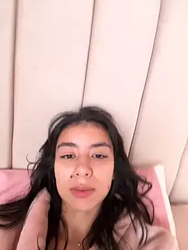 isa martinexxx online show from 11/10/25, 12:21