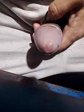 Sir clouden online show from 02/15/26, 01:21