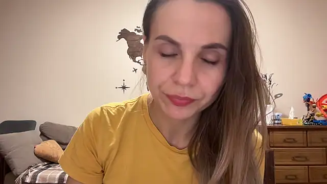 AnnieLove7722 online show from 10/29/25, 09:47