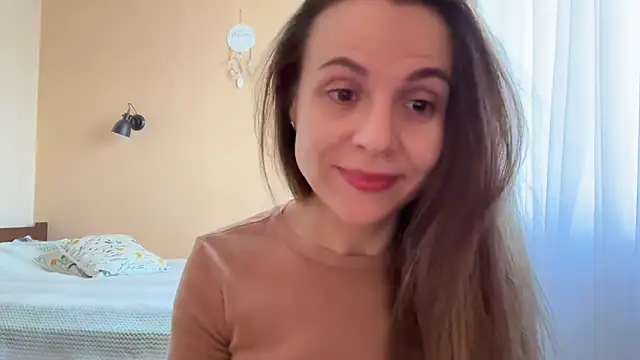 AnnieLove7722 online show from 05/03/26, 07:02