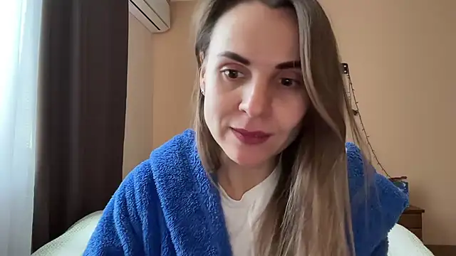 AnnieLove7722 online show from 01/07/26, 12:43