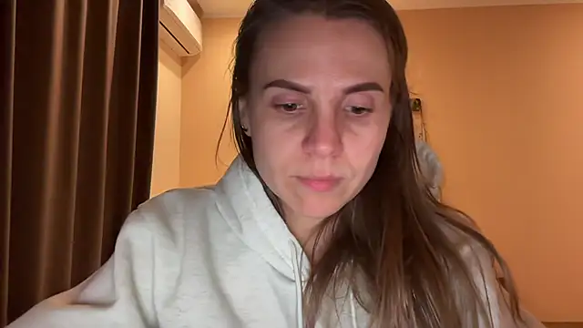 AnnieLove7722 online show from 01/13/26, 06:01