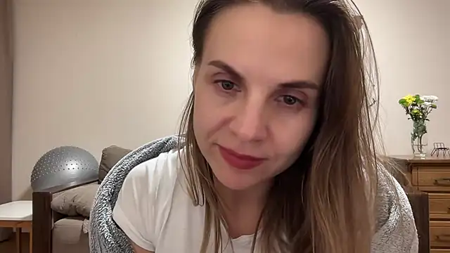 AnnieLove7722 online show from 11/13/25, 09:51