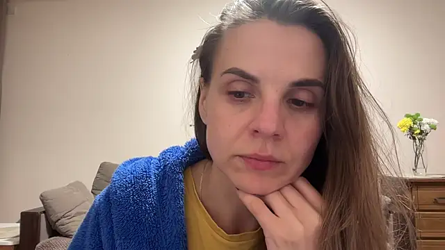 AnnieLove7722 online show from 11/22/25, 10:19