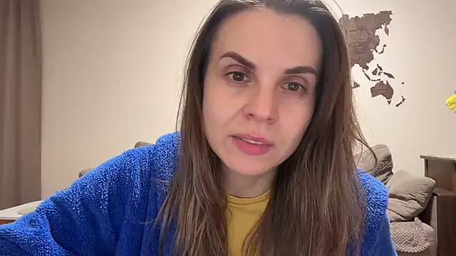 AnnieLove7722 online show from 11/21/25, 07:46