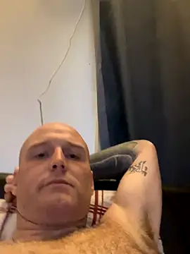 Thebald-topher online show from 10/08/25, 09:37