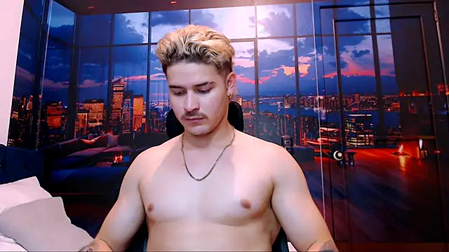 AlexPiersss online show from 10/04/25, 07:15