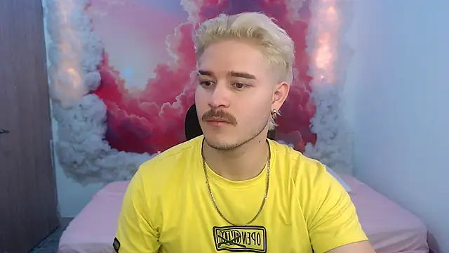 AlexPiersss online show from 10/20/25, 07:14