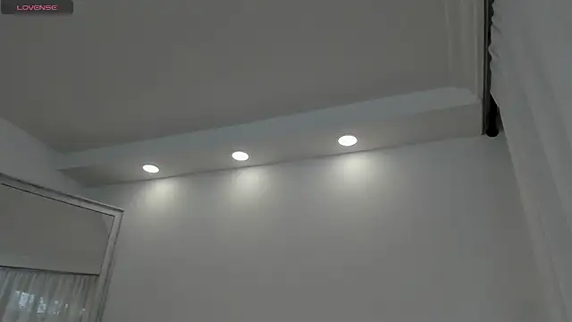 sofi laane online show from 11/16/25, 12:32