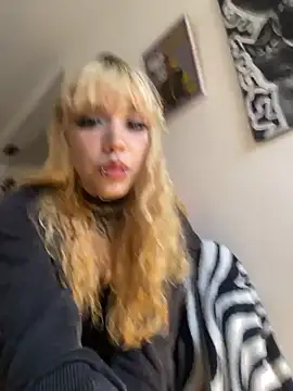 ivy aoki online show from 12/14/25, 10:04