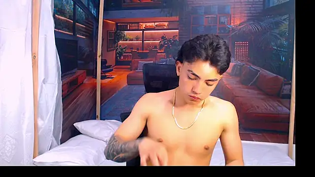 RomeoMillerr online show from 10/23/25, 07:01